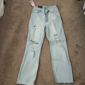 NEVER WORN! High waisted ripped jeans